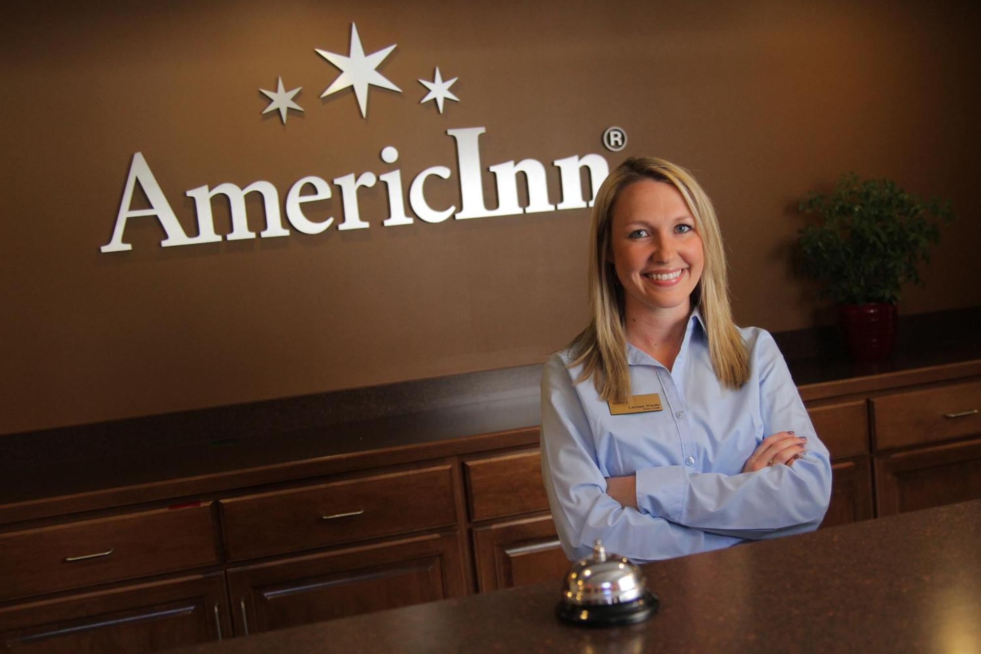 AmericInn by Wyndham Okoboji Exteriér fotografie