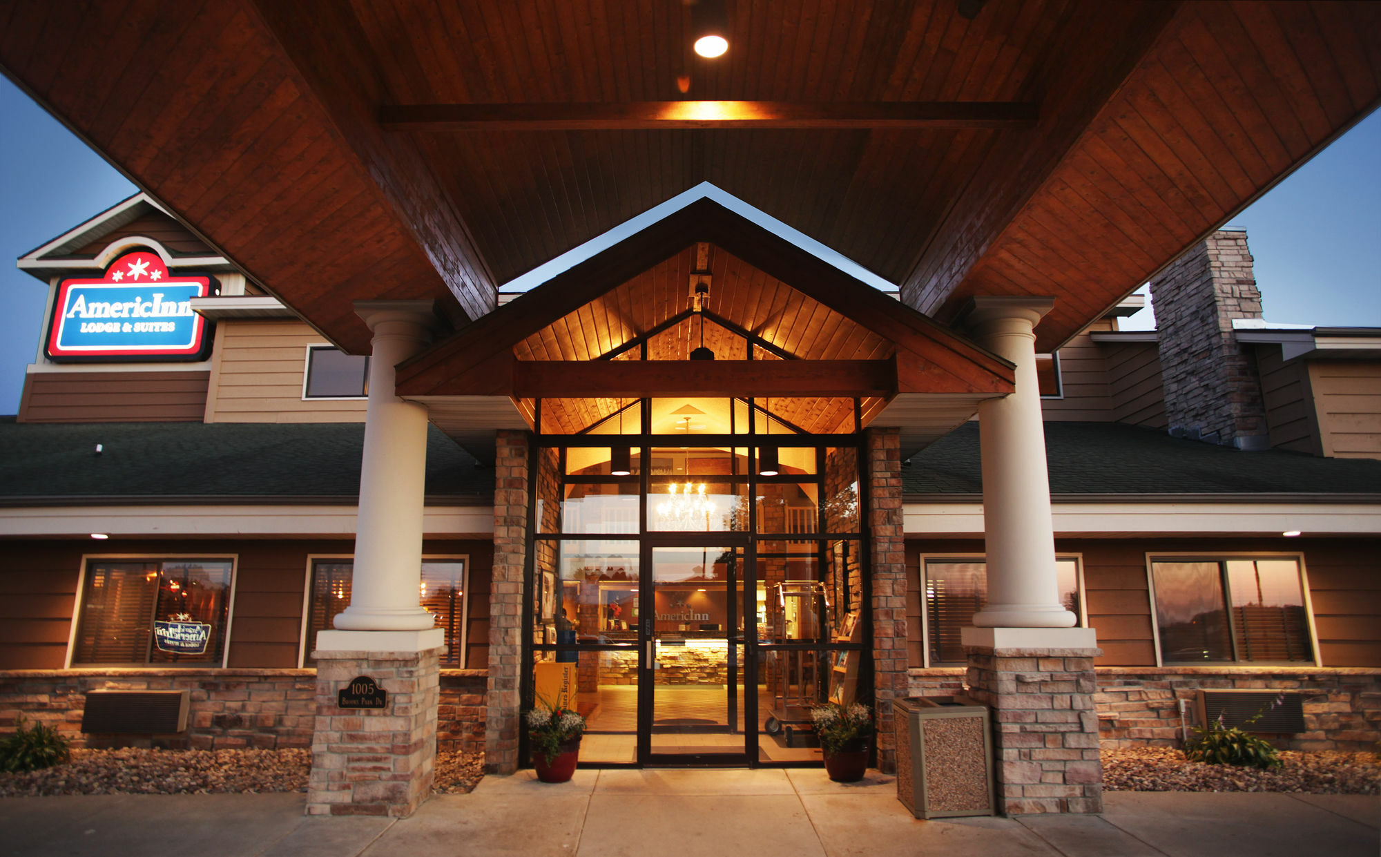 AmericInn by Wyndham Okoboji Exteriér fotografie